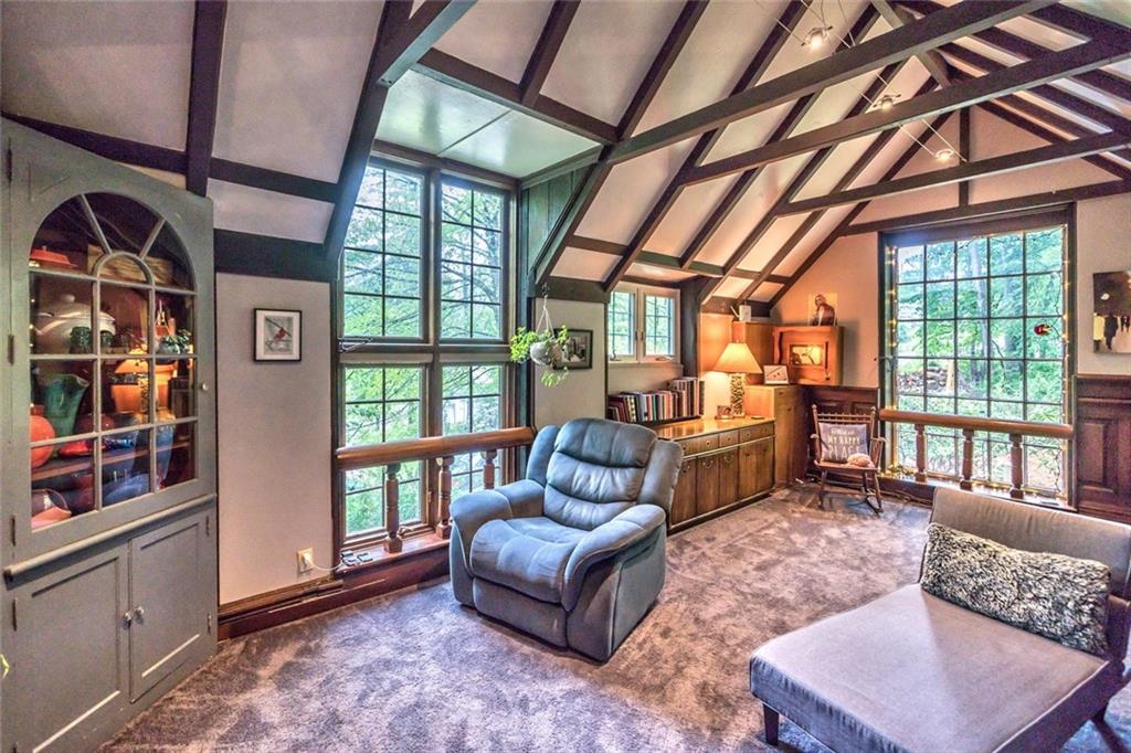 3934 Gibsonia Road Gibsonia, PA 15044 - Photo 8 of 25 Gallery Image 8