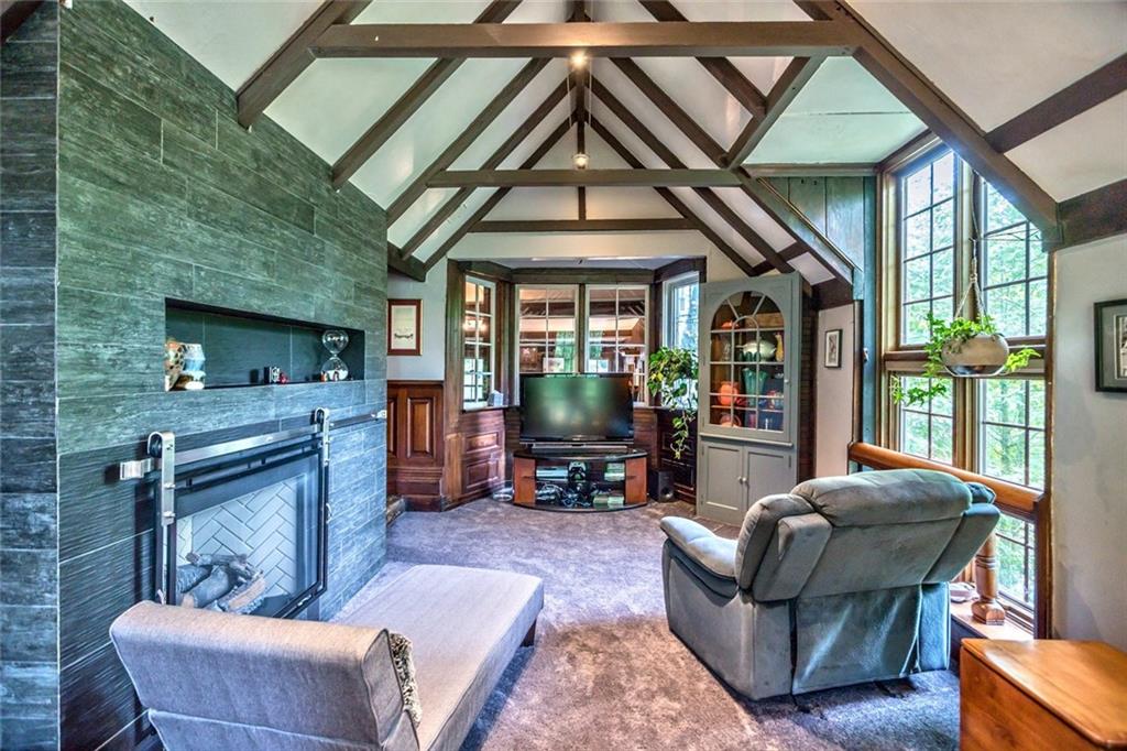 3934 Gibsonia Road Gibsonia, PA 15044 - Photo 9 of 25 Gallery Image 9