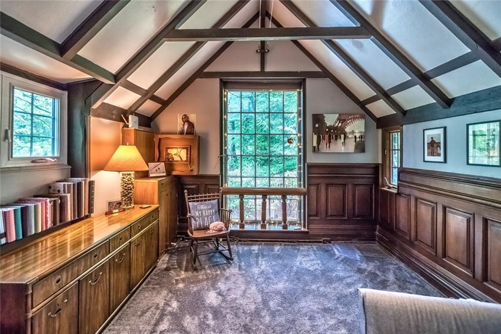 3934 Gibsonia Road Gibsonia, PA 15044 - Photo 10 of 25 Gallery Image 10