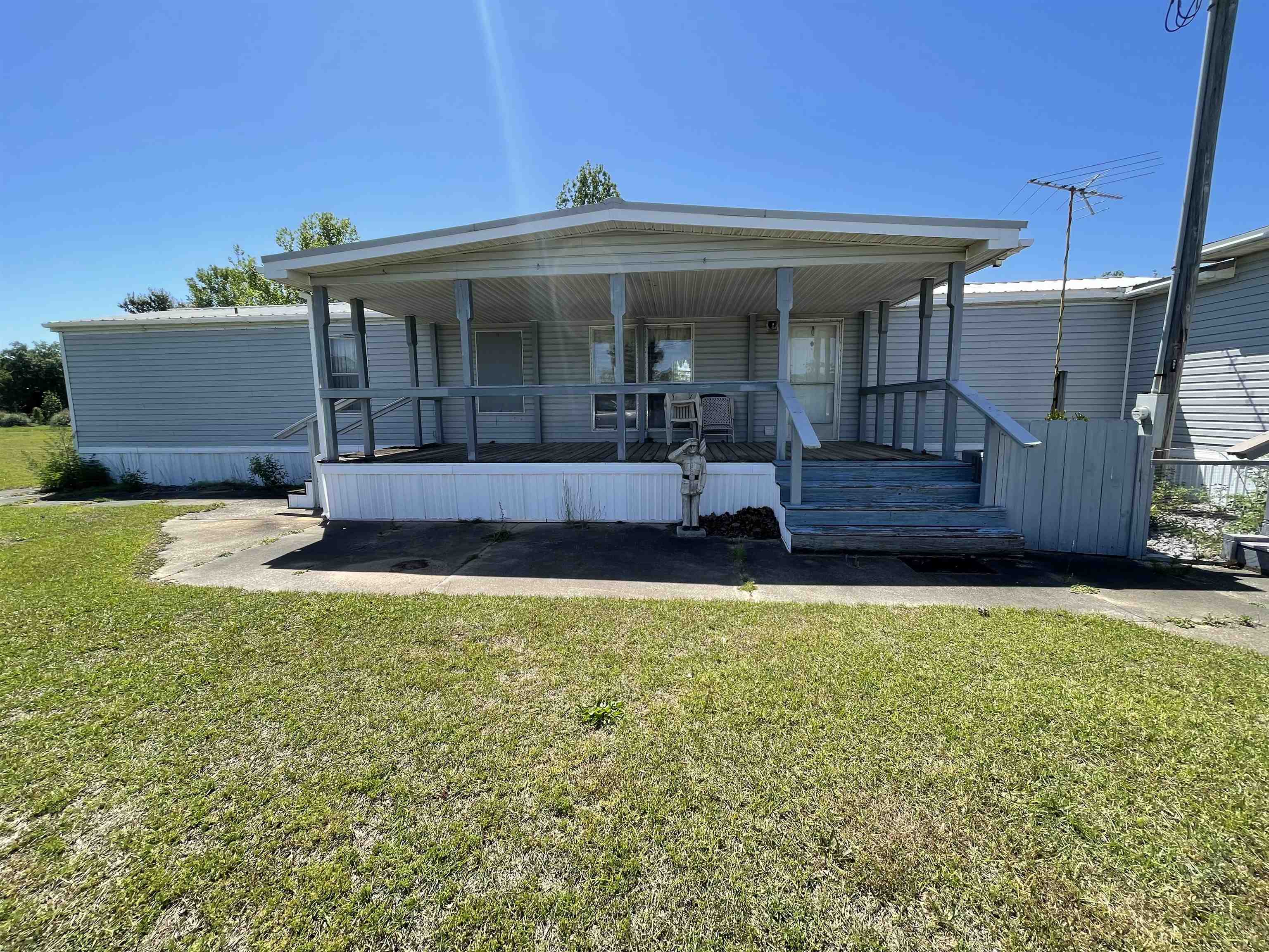 11980 Sycamore Lane Elberta, AL 36530 - Photo 2 of 46