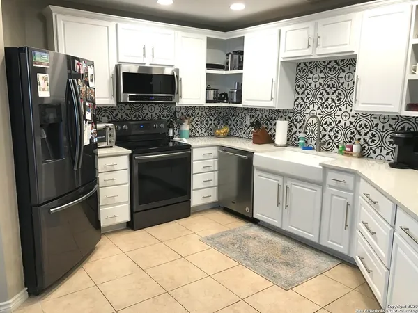 $299,900 | 11302 Candle Park, San Antonio, TX 78249