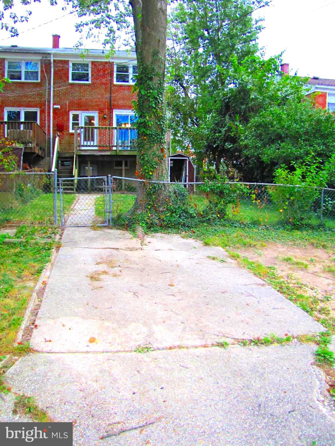 2132 Pitney Road Baltimore, MD 21234 - Photo 28 of 29 Parking pad/driveway