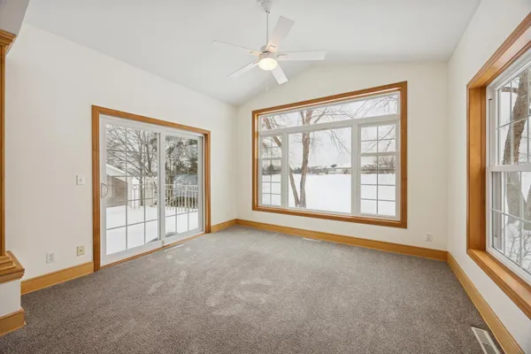 $449,000 | 519 Holly Lane North, Oakdale, MN 55128