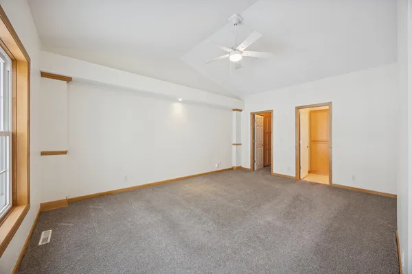 $449,000 | 519 Holly Lane North, Oakdale, MN 55128