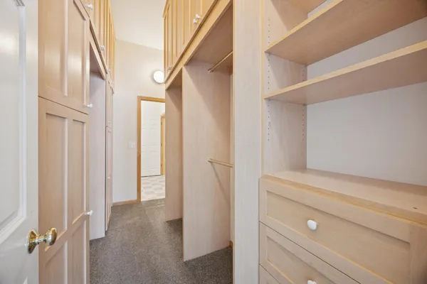 $449,000 | 519 Holly Lane North, Oakdale, MN 55128