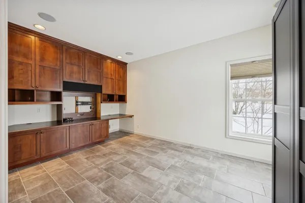 $449,000 | 519 Holly Lane North, Oakdale, MN 55128