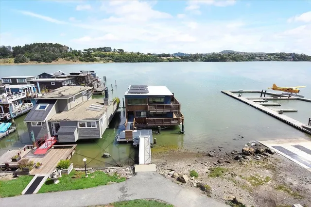 $1,747,000 | 11 Commodore Marina Loop, Mill Valley, CA 94941