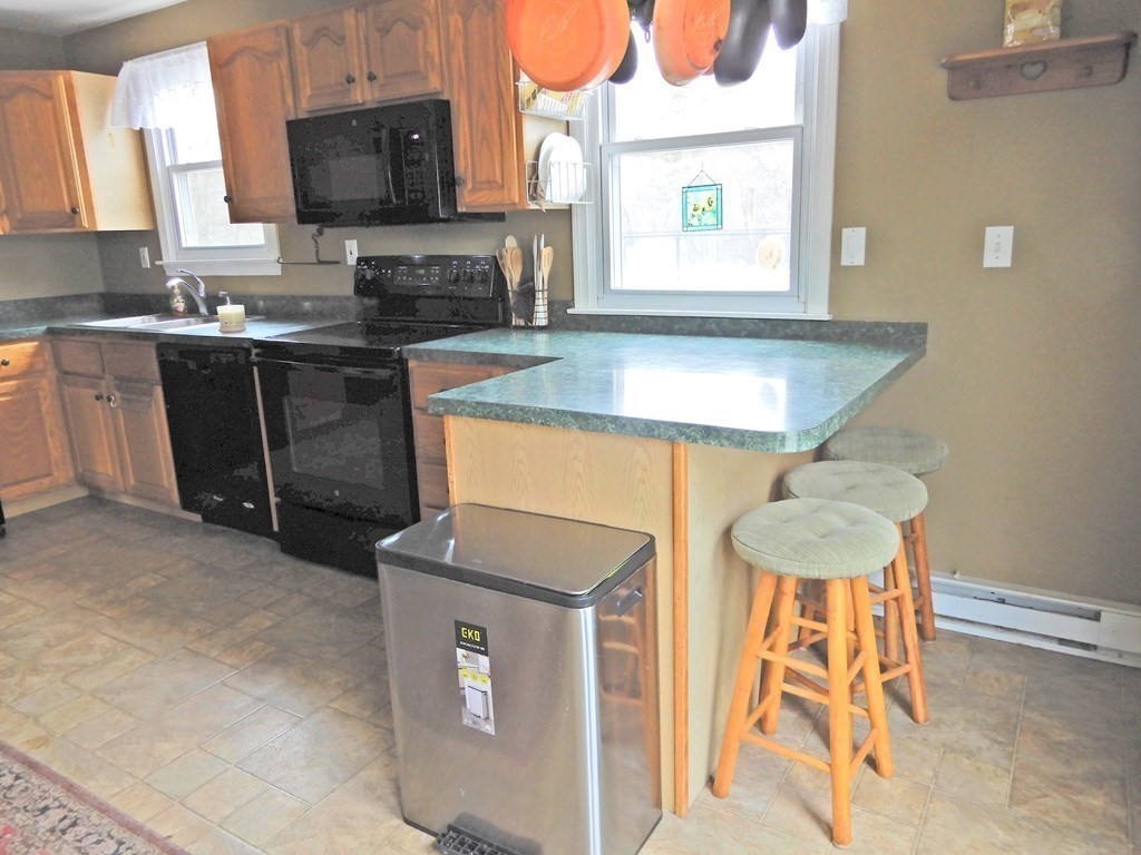 8 Cornfield Road Spencer, MA 01562 - Photo 14 of 31 Gallery Image 14