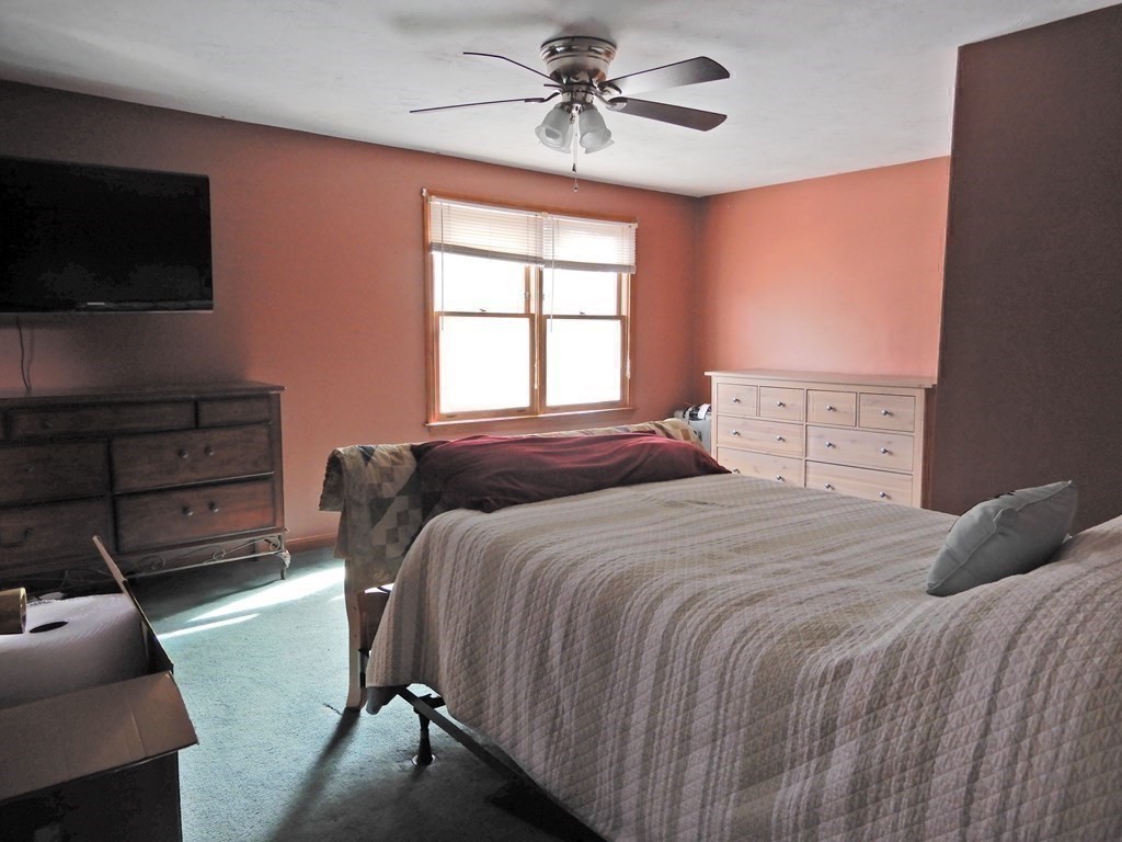 8 Cornfield Road Spencer, MA 01562 - Photo 23 of 31 Gallery Image 23
