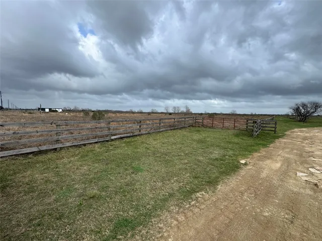 $755,000 | 0 Guy-long Point, Guy, TX 77444