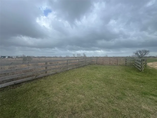 $755,000 | 0 Guy-long Point, Guy, TX 77444