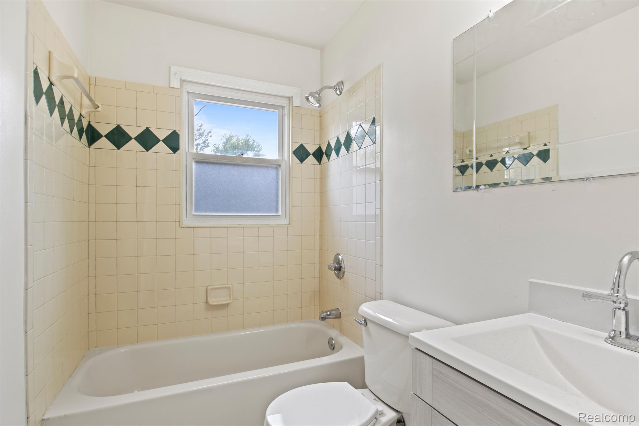435 Biltmore Street Inkster, MI 48141 - Photo 13 of 26 Gallery Image 13