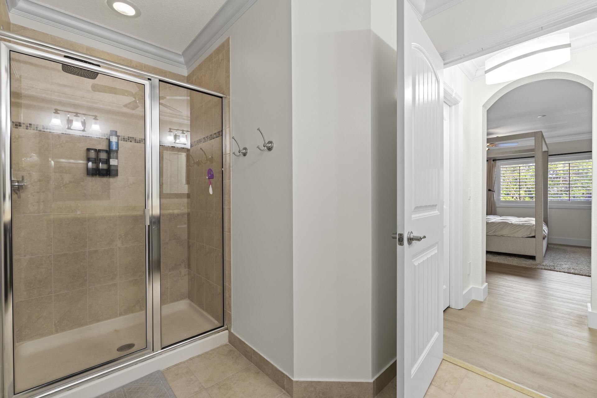 8364 Lyons Ranches Road Boynton Beach, FL 33472 - Photo 20 of 41 Primary Bath
