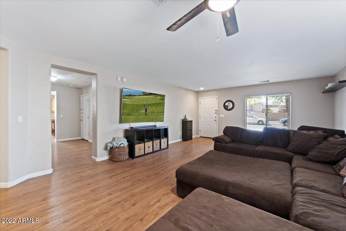 944 West Elizabeth Way Coolidge, AZ 85128 - Photo 2 of 38 Family Room