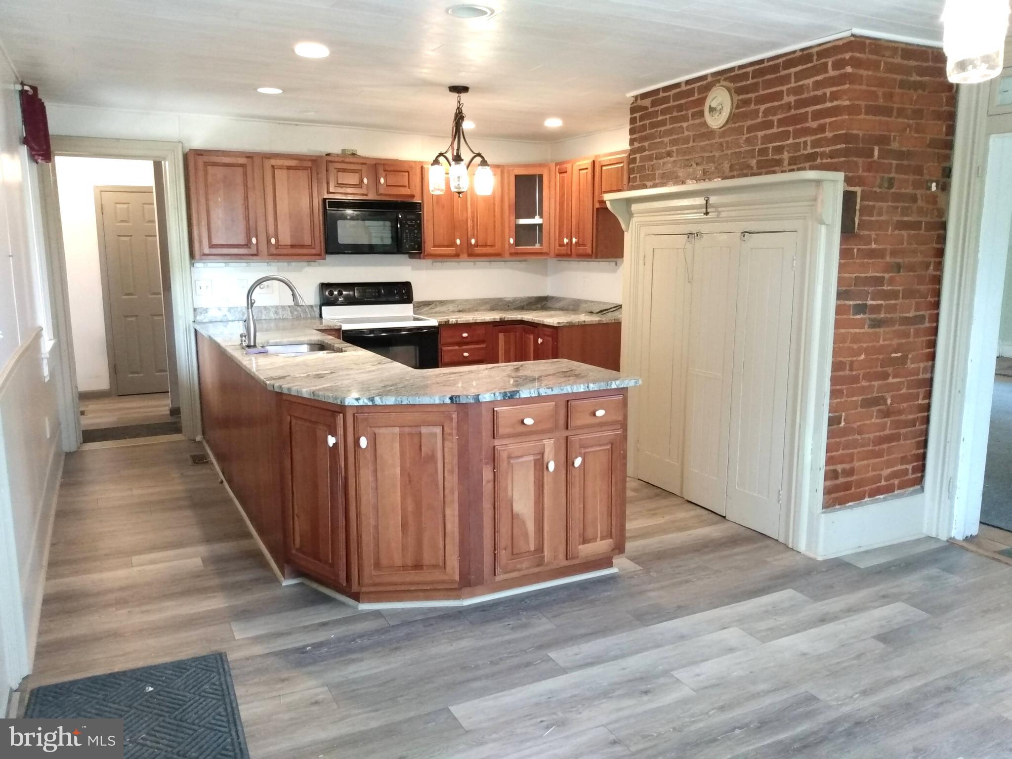 2897 Guilford Springs Road Chambersburg, PA 17202 - Photo 9 of 35 Kitchen