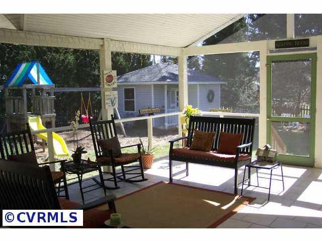 2311 Castlestone Road Midlothian, VA 23113 - Photo 3 of 10 Gallery Image 3