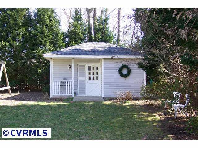2311 Castlestone Road Midlothian, VA 23113 - Photo 5 of 10 Gallery Image 5