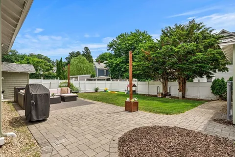 $569,000 | 31 Sycamore Street, Lowell, MA 01852
