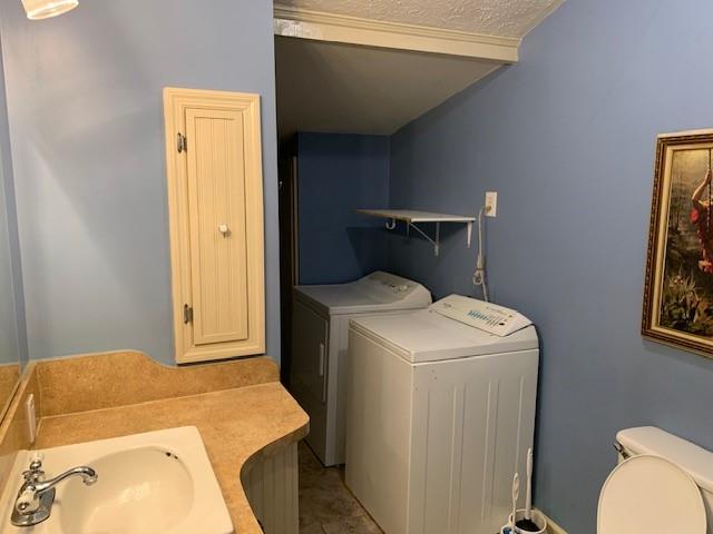 440 Cherry Street Southeast Acworth, GA 30102 - Photo 22 of 73 a utility room with dryer and washer