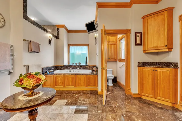 $1,995,000 | 4647 Lake Road, Newport Town, VT 05857