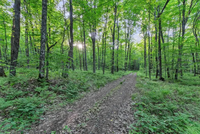 $1,995,000 | 4647 Lake Road, Newport Town, VT 05857