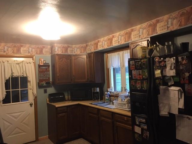 419 Fairview Road Fredonia, PA 16124 - Photo 9 of 20