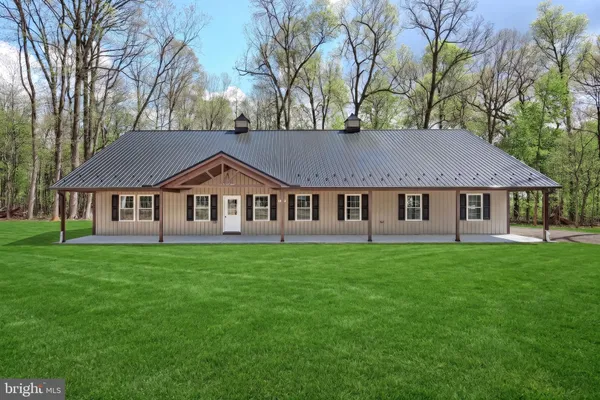 $517,500 | 15937 McDowell Farm Lane, Stewartstown, PA 17363