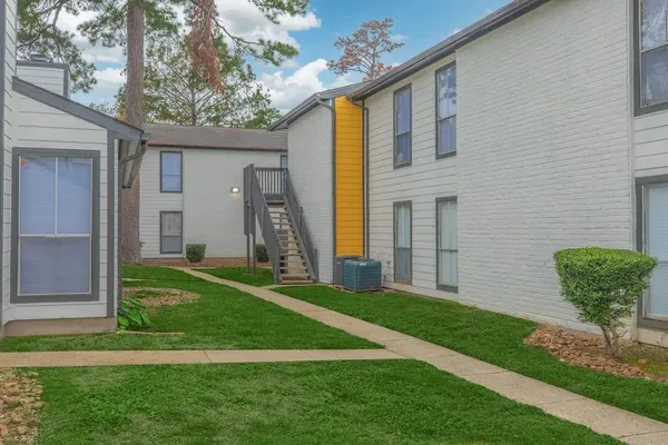 $1,080 | 21717 Inverness Forest Boulevard, Unit 410, Houston, TX 77073