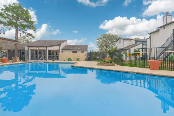 $1,080 | 21717 Inverness Forest Boulevard, Unit 410, Houston, TX 77073