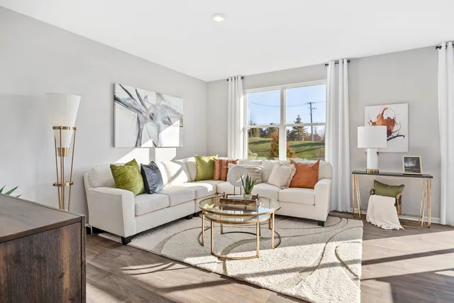 $384,990 | 6912 Willow Drive, Wonder Lake, IL 60097