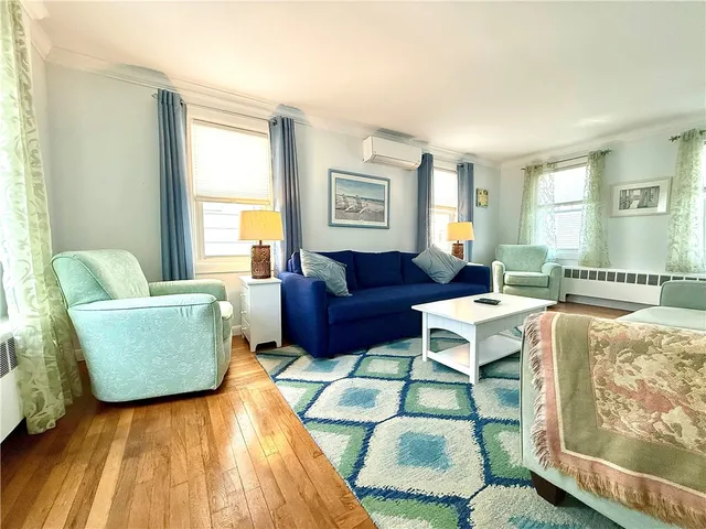 $3,300 | 5 Byrnes Street, Newport, RI 02840