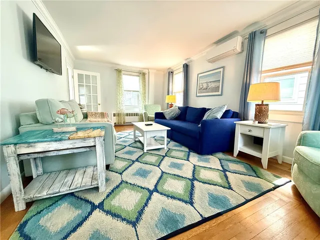 $3,300 | 5 Byrnes Street, Newport, RI 02840