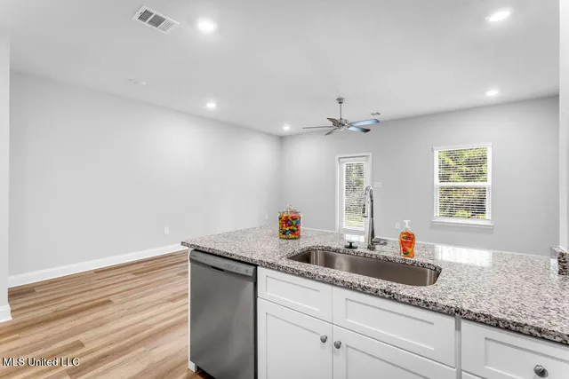 $1,850 | 12276 Frazier Lane, Gulfport, MS 39503