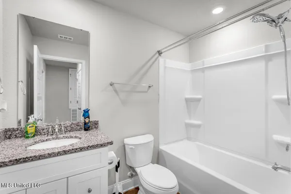 $1,850 | 12276 Frazier Lane, Gulfport, MS 39503