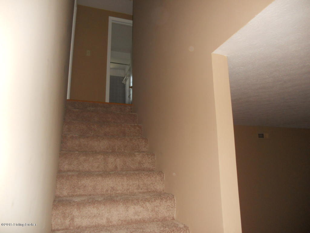9107 Gutenberg Road Louisville, KY 40291 - Photo 23 of 38 DSCN4984