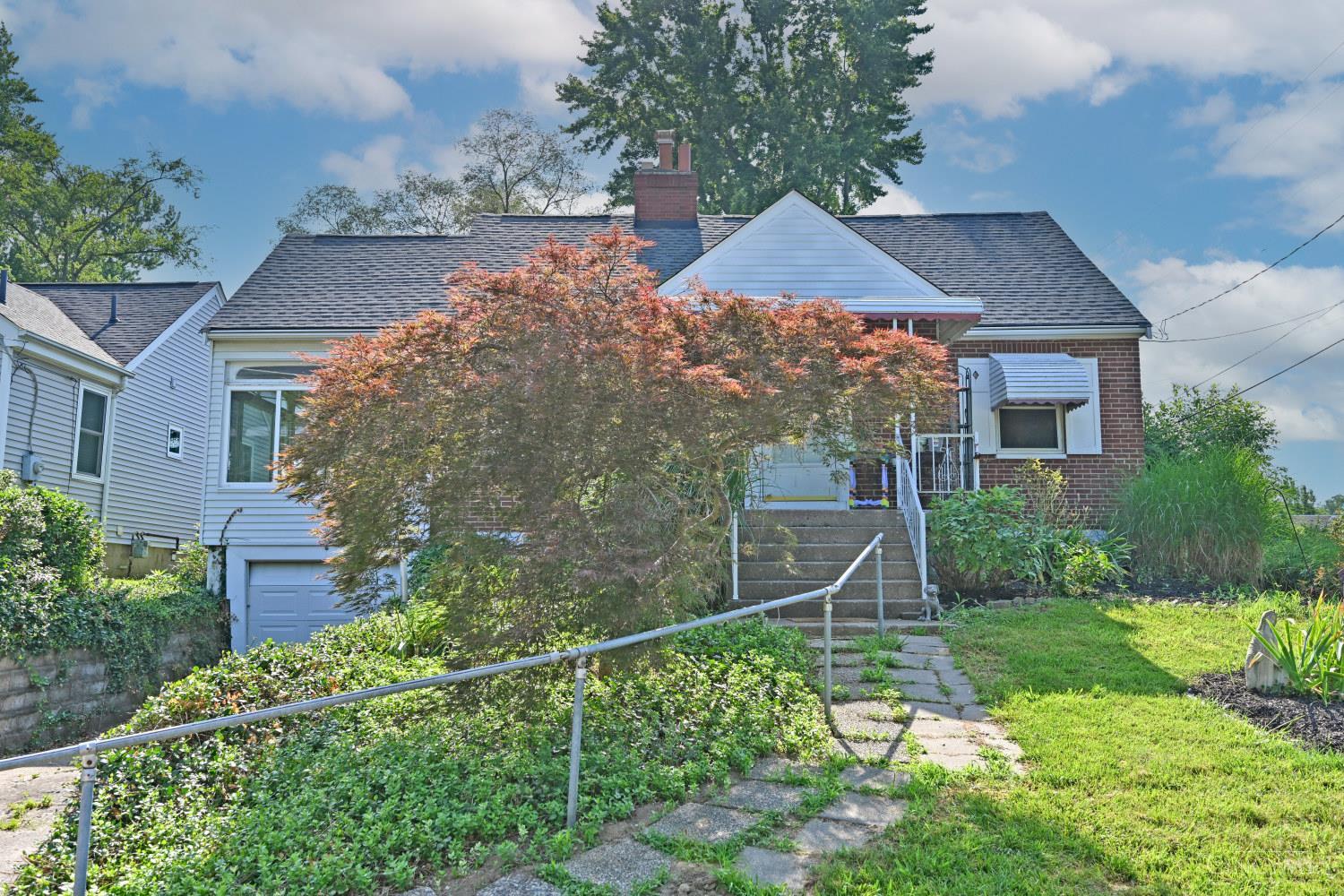 1244 Sutton Road Cincinnati, OH 45230 - Photo 4 of 35