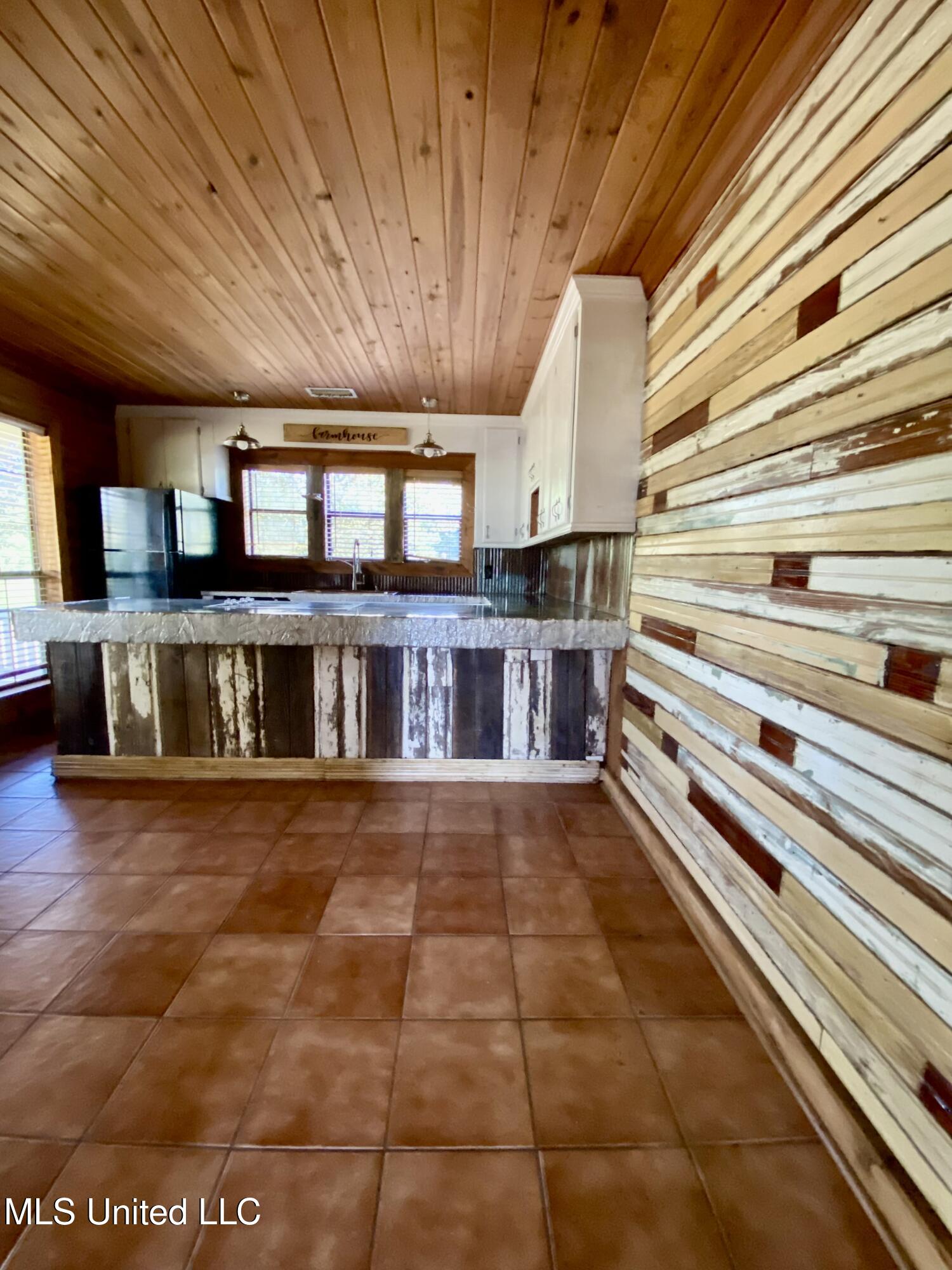 92 Dove Ridge Road Carriere, MS 39426 - Photo 8 of 51 6 Kitchen, IMG_4845