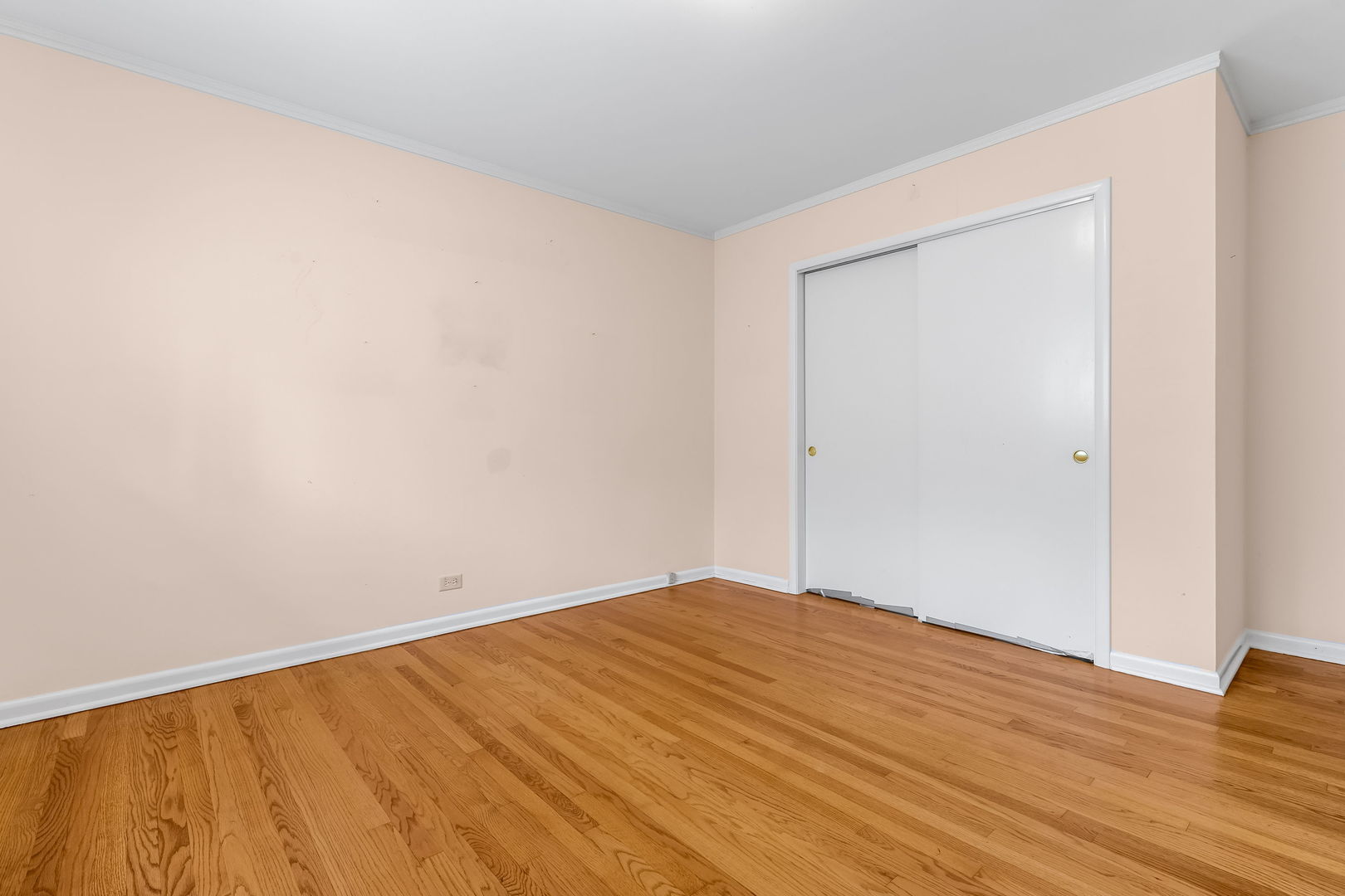 88 Pine Avenue, Unit 2B Riverside, IL 60546 - Photo 13 of 30 Gallery Image 13