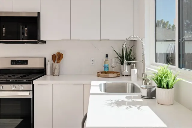 $1,455,000 | 1544 West 215th Street, Torrance, CA 90501