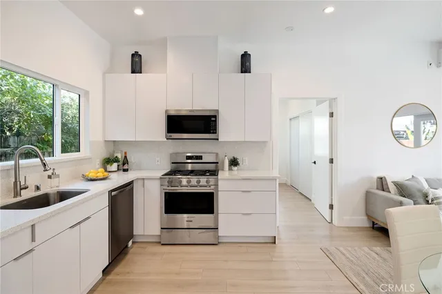 $1,455,000 | 1544 West 215th Street, Torrance, CA 90501