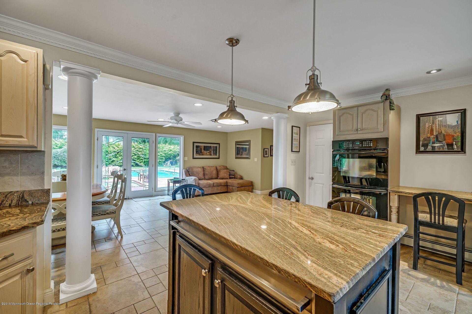 22 Moore Road Marlboro, NJ 07746 - Photo 13 of 47 24
