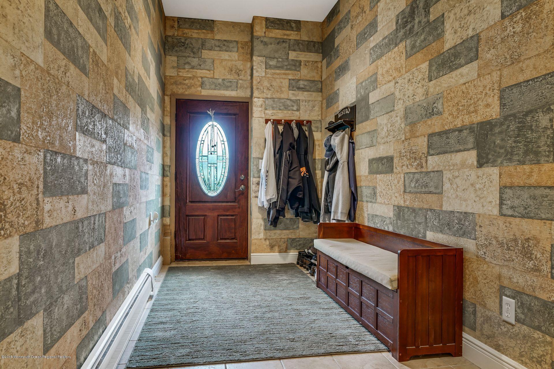 22 Moore Road Marlboro, NJ 07746 - Photo 22 of 47 31