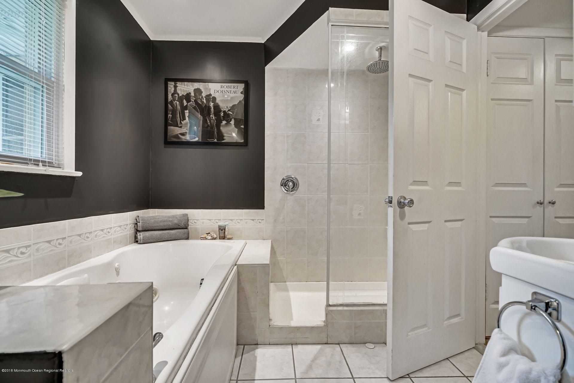 22 Moore Road Marlboro, NJ 07746 - Photo 33 of 47 42