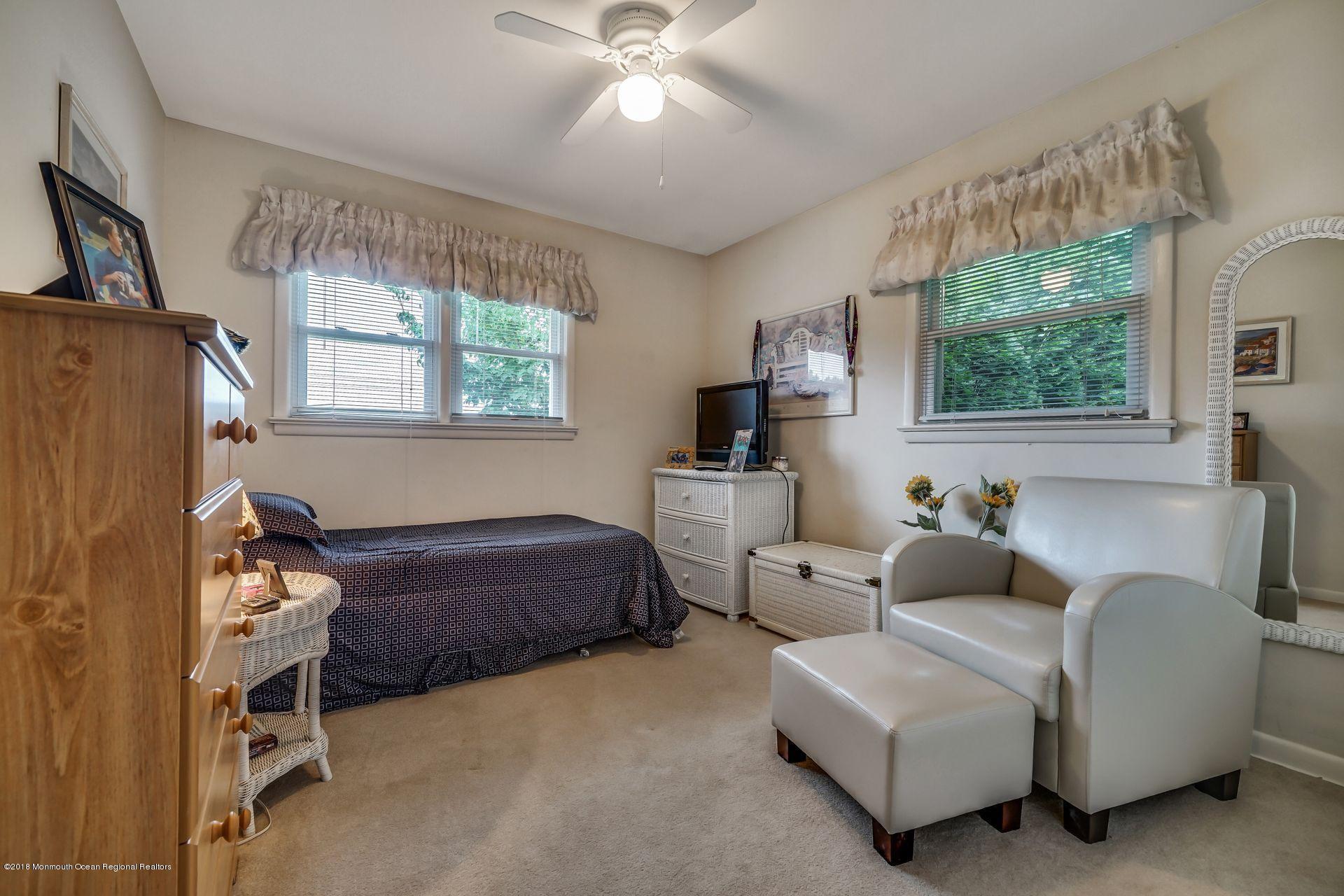 22 Moore Road Marlboro, NJ 07746 - Photo 36 of 47 45
