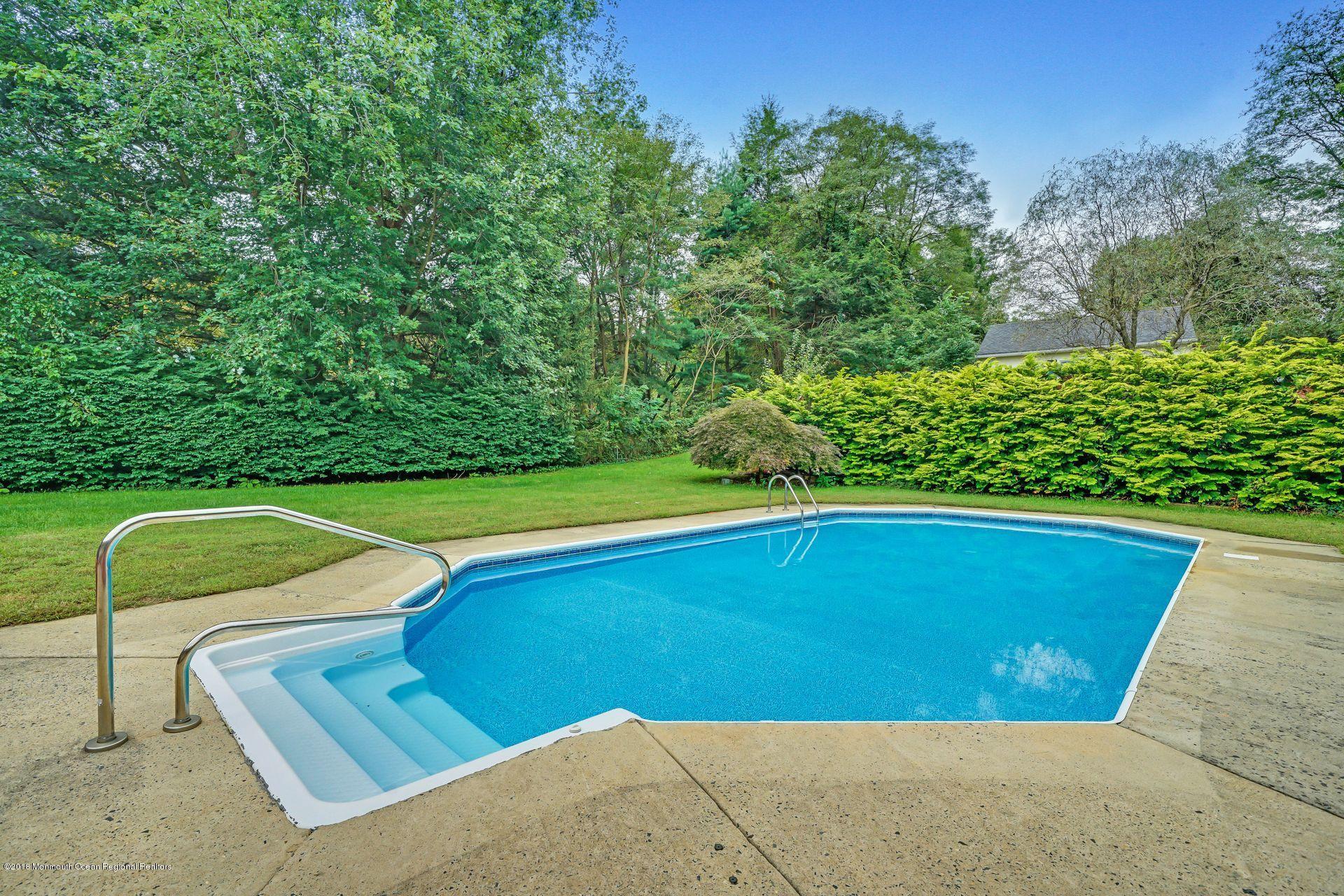 22 Moore Road Marlboro, NJ 07746 - Photo 46 of 47 54