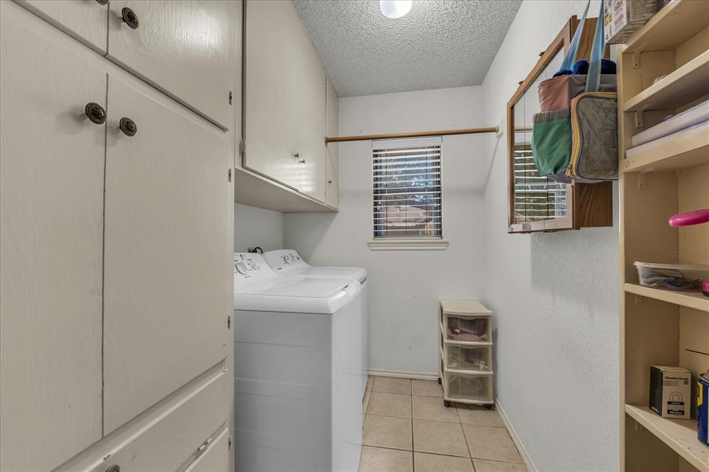 3405 Edna Avenue Waco, TX 76708 - Photo 17 of 29 a bathroom with a sink and a toilet
