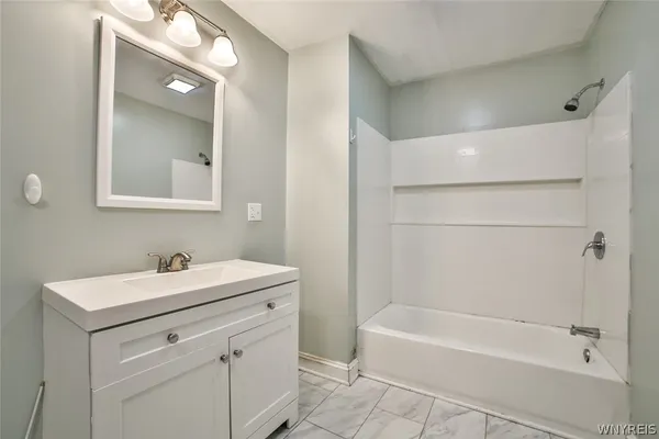 $220,000 | 1332 West Avenue, Buffalo, NY 14213