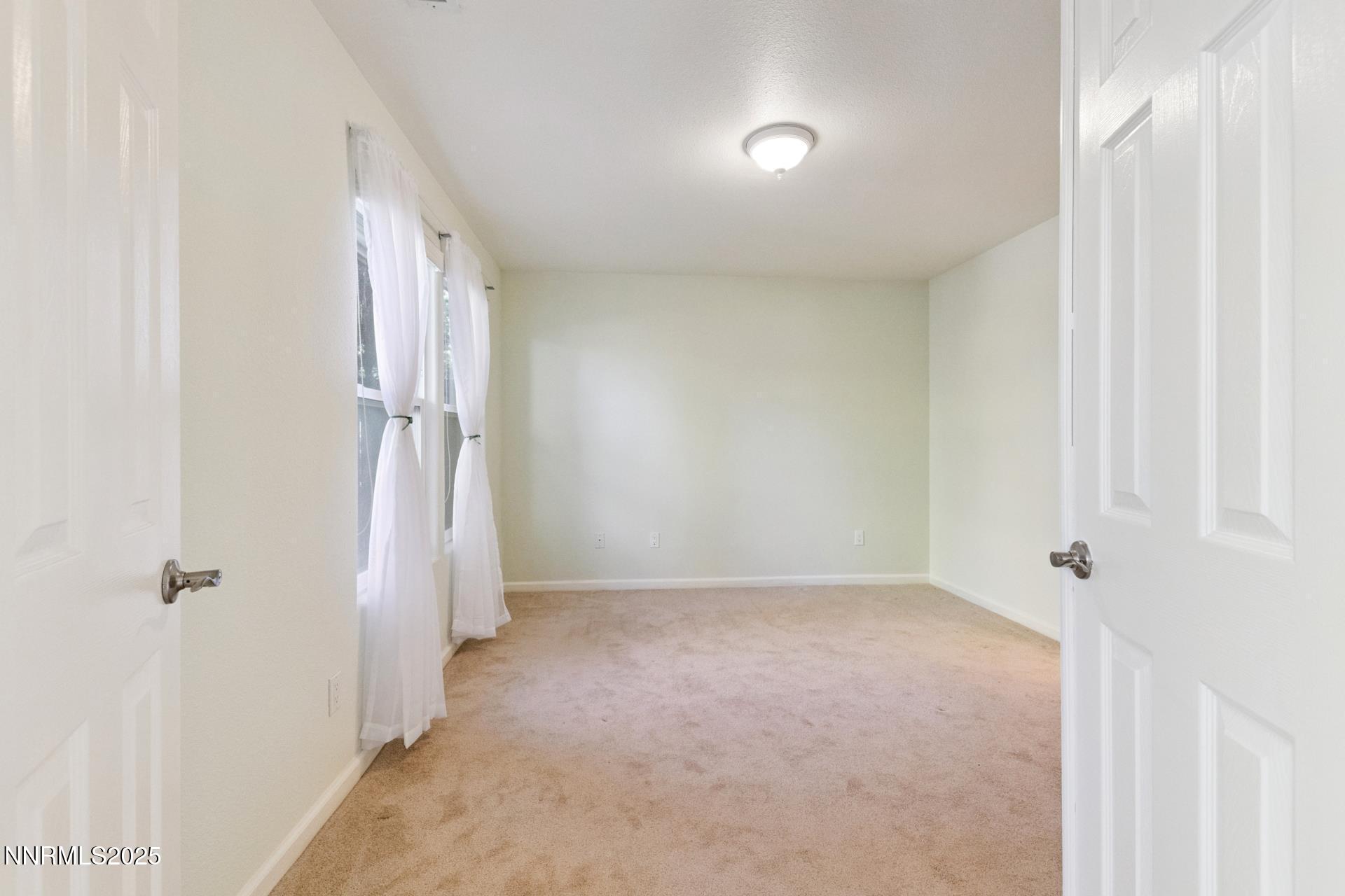 709 Caughlin Glen Reno, NV 89519 - Photo 30 of 41