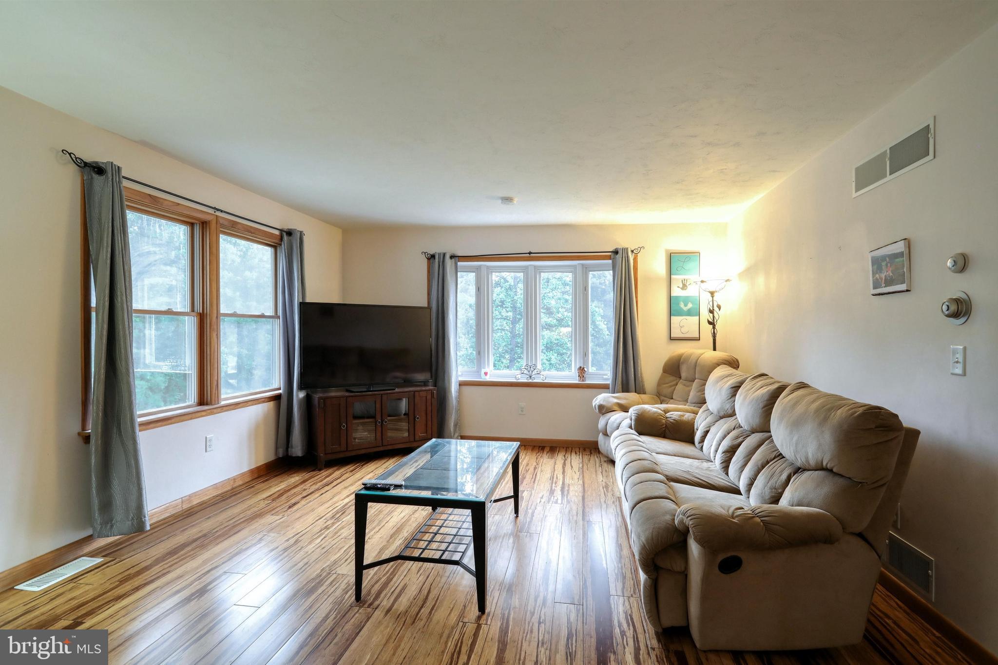5425 Chambersburg Road Orrtanna, PA 17353 - Photo 21 of 41 Gallery Image 21
