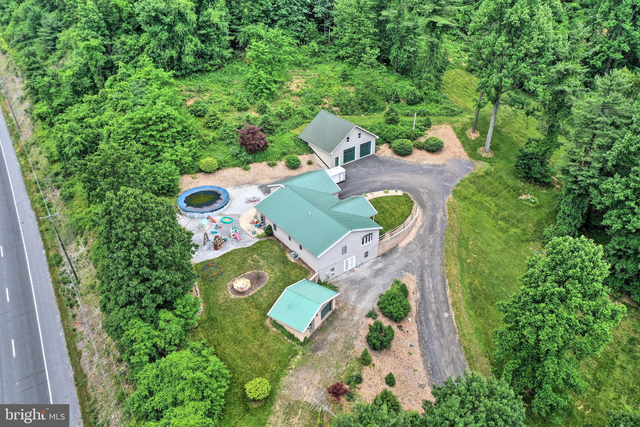 5425 Chambersburg Road Orrtanna, PA 17353 - Photo 4 of 41 Gallery Image 4